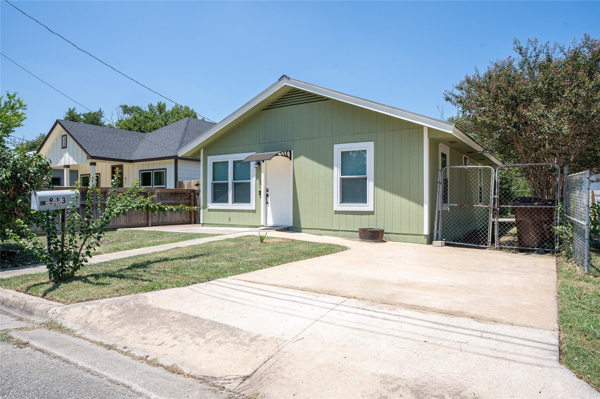 813 5th, 4773254, Lockhart, Single Family Residence,  for sale, Link Realty, LLC