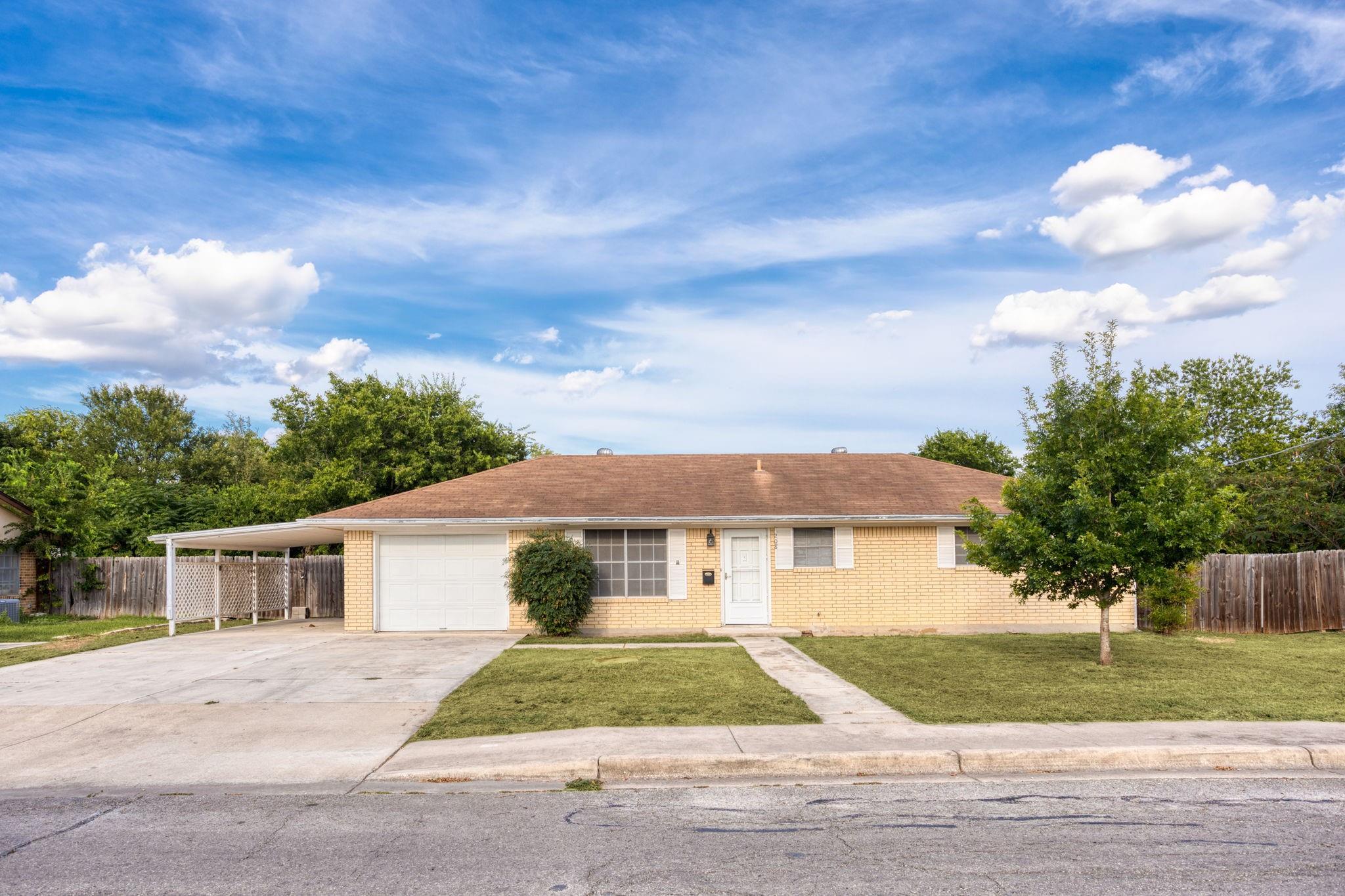 208 Rio Grande, 1252295, Lockhart, Single Family Residence,  for sale, Link Realty, LLC